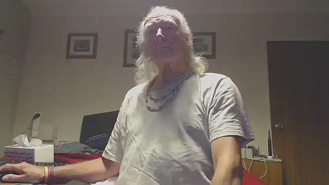 WaverlyKernow online show from 23, 12, 2025