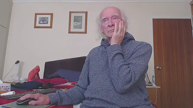 WaverlyKernow online show from 12, 10, 2025