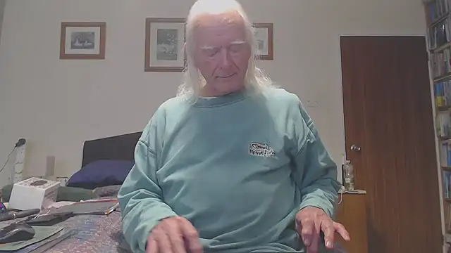 WaverlyKernow online show from 15, 4, 2026