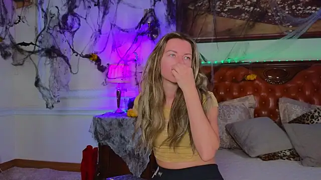 Real Tini online show from 3, 11, 2025