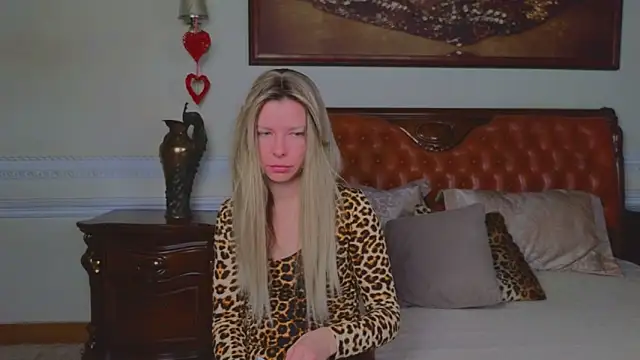 Real Tini online show from 13, 2, 2026