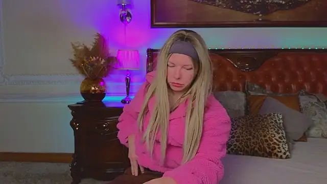 Real Tini online show from 10, 2, 2026