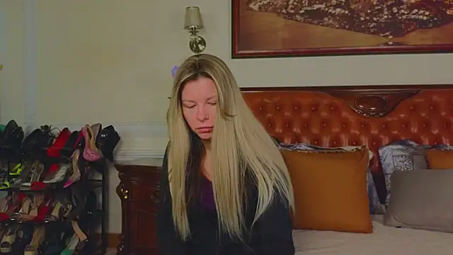 Real Tini online show from 23, 2, 2026