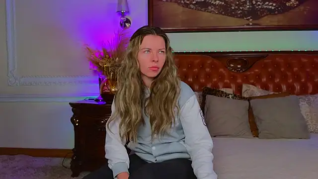 Real Tini online show from 17, 11, 2025