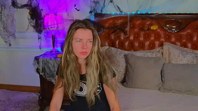 Real Tini online show from 27, 10, 2025