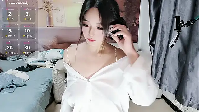 Snapshot of Ti_amo_UU chatting on 2, 11, 2025 Ti amo UU online show from 2, 11, 2025