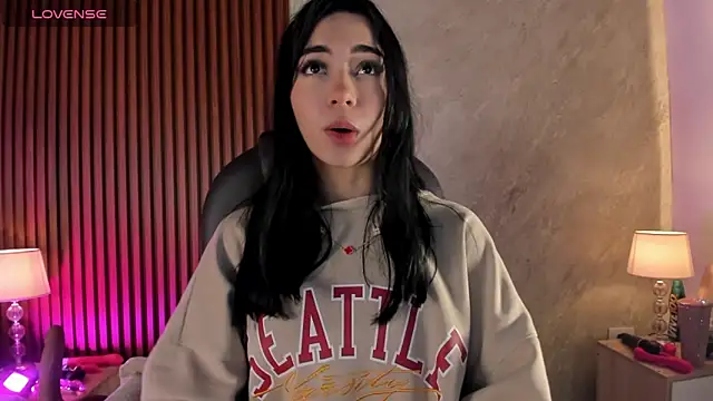 Snapshot of lilith__rosse chatting on 7, 10, 2025 lilith rosse online show from 7, 10, 2025