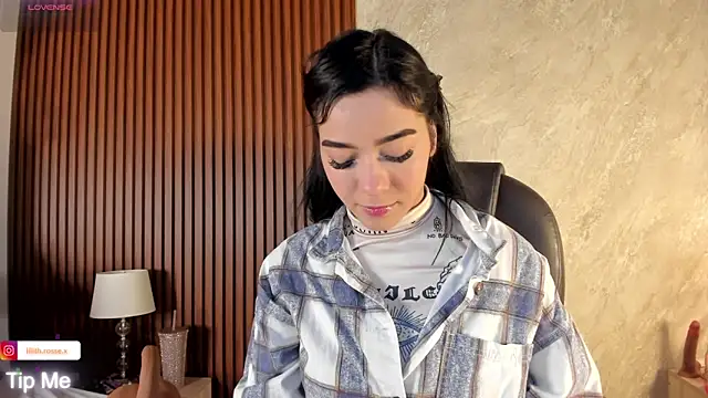 Snapshot of lilith__rosse chatting on 13, 10, 2025 lilith rosse online show from 13, 10, 2025