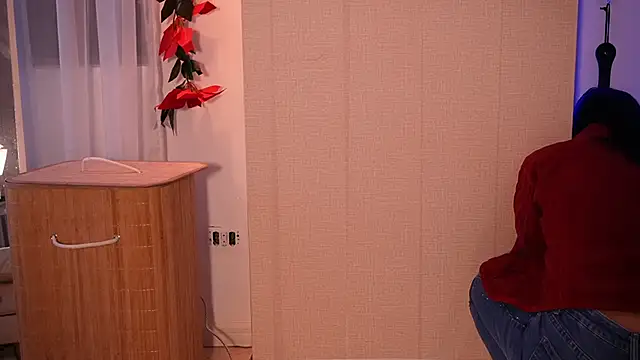 lilith  rosse online show from 18, 12, 2025