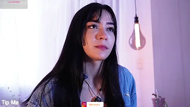 Snapshot of lilith__rosse chatting on 11, 11, 2025 lilith rosse online show from 11, 11, 2025