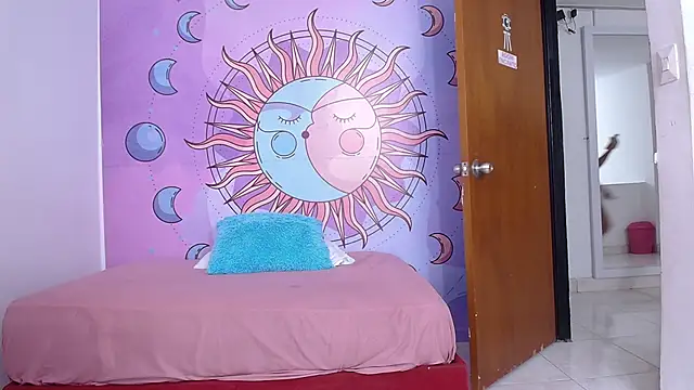 luna hoott online show from 29, 5, 2026