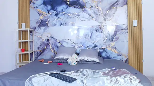 luna hoott online show from 22, 7, 2026