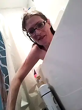 Snapshot of beelzebubblesxo chatting on 25, 9, 2025 beelzebubblesxo online show from 25, 9, 2025