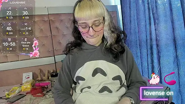 Snapshot of neeko_princes chatting on 15, 6, 2026 neeko princes online show from 15, 6, 2026