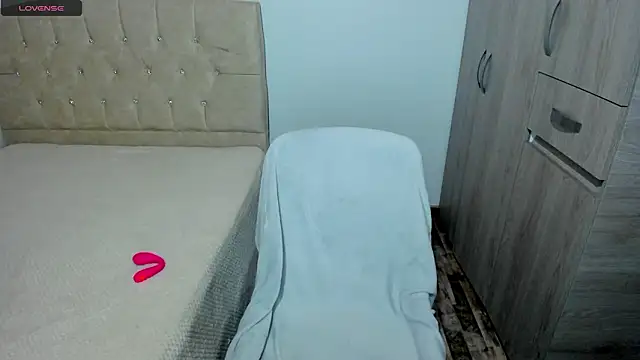 emily1  online show from 17, 3, 2026