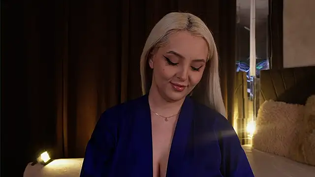 VictoriaMorrone online show from 7, 2, 2026