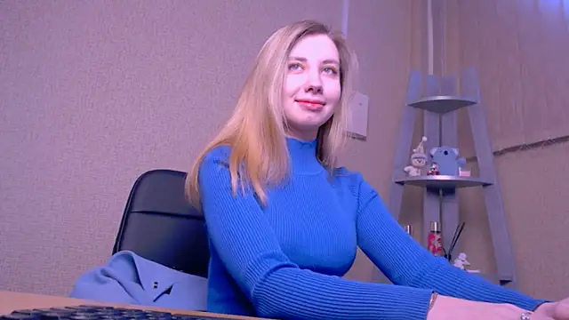 AliceFire  online show from 3, 3, 2025