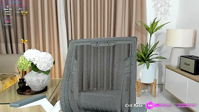 Snapshot of _Joliie_ chatting on 30, 6, 2026 Joliie online show from 30, 6, 2026