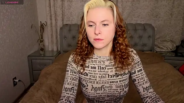 Snapshot of rocky_foxy chatting on 28, 10, 2025 rocky foxy online show from 28, 10, 2025