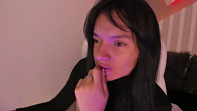Snapshot of _shantal_smith chatting on 29, 4, 2026 shantal smith online show from 29, 4, 2026