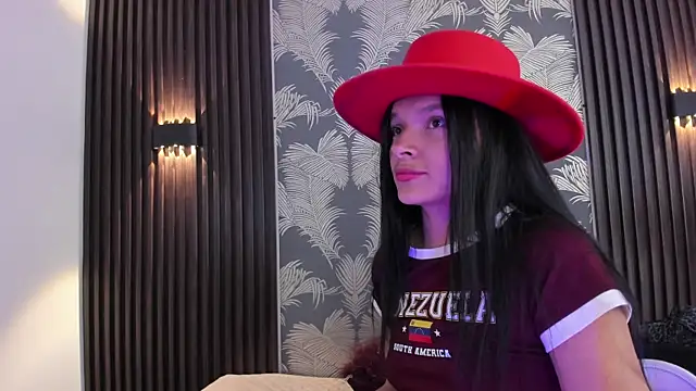  shantal smith online show from 26, 6, 2026