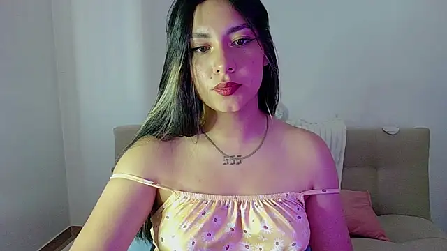 Lia 14  online show from 27, 5, 2026