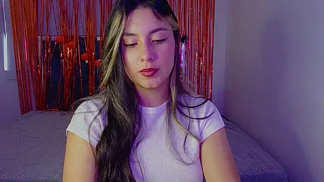 Lia 14  online show from 1, 11, 2025