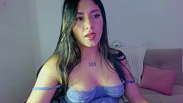 Lia 14  online show from 3, 6, 2026