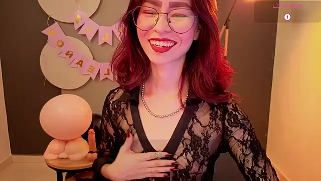 Snapshot of rosse_98_ chatting on 19, 11, 2025 rosse 98 online show from 19, 11, 2025