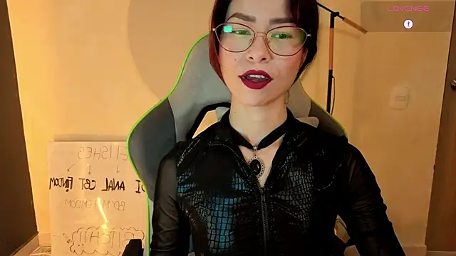 Snapshot of rosse_98_ chatting on 7, 5, 2026 rosse 98 online show from 7, 5, 2026