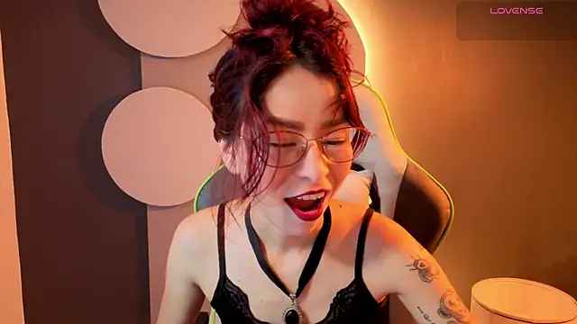 Snapshot of rosse_98_ chatting on 25, 5, 2026 rosse 98 online show from 25, 5, 2026