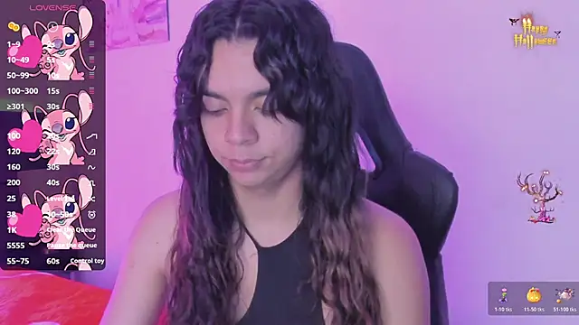 Snapshot of Megan_Miles02 chatting on 29, 10, 2025 Megan Miles02 online show from 29, 10, 2025