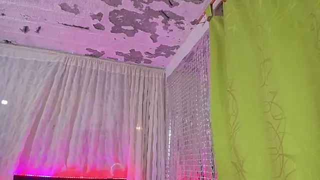 Snapshot of Megan_Miles02 chatting on 10, 2, 2025 Megan Miles02 online show from 10, 2, 2025