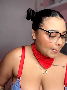 Emily cooper20 online show from 30, 11, 2025