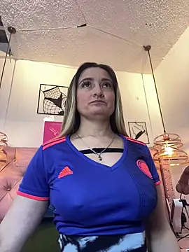 antonella87 online show from 17, 6, 2026