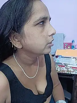 Snapshot of reemacouple007 chatting on 12, 7, 2026 reemacouple007 online show from 12, 7, 2026