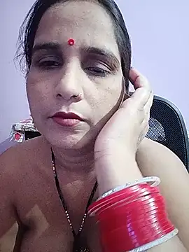 Snapshot of reemacouple007 chatting on 10, 6, 2026 reemacouple007 online show from 10, 6, 2026
