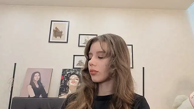Snapshot of dolly_ll chatting on 14, 7, 2026 dolly ll online show from 14, 7, 2026