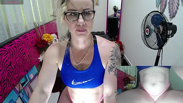 ViickySexy online show from 11, 2, 2026