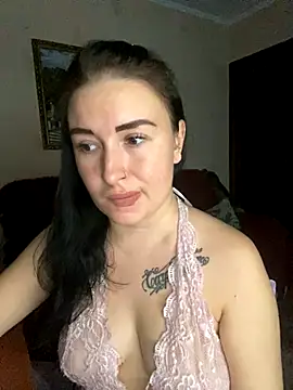 Roxana Bell online show from 12, 11, 2025