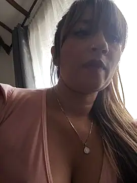 tata laima   online show from 22, 12, 2025