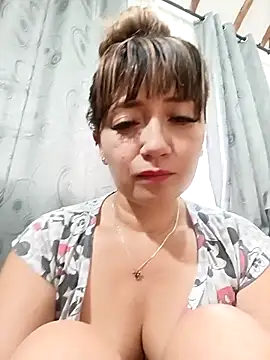 tata laima   online show from 15, 4, 2026