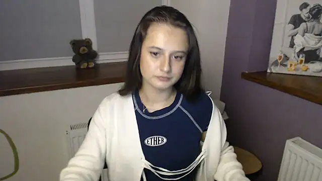 Snapshot of Caramel_bunny chatting on 28, 11, 2025 Caramel bunny online show from 28, 11, 2025