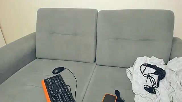 LayaFlow online show from 13, 1, 2026