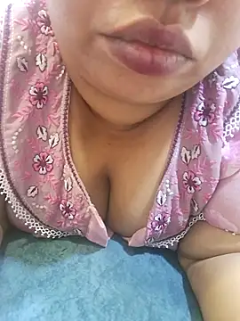 Snapshot of Ravina_patil1 chatting on 29, 4, 2026 Ravina patil1 online show from 29, 4, 2026