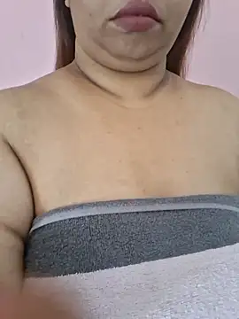 Snapshot of Ravina_patil1 chatting on 23, 4, 2026 Ravina patil1 online show from 23, 4, 2026