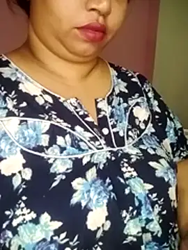 Snapshot of Ravina_patil1 chatting on 23, 4, 2026 Ravina patil1 online show from 23, 4, 2026