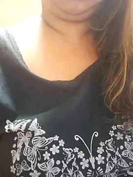 Ravina patil1 online show from 15, 2, 2025