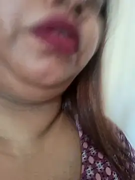 Snapshot of Ravina_patil1 chatting on 10, 5, 2026 Ravina patil1 online show from 10, 5, 2026