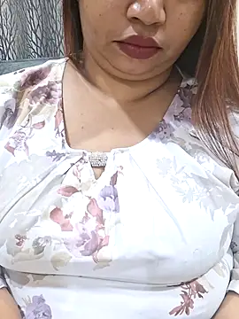 Ravina patil1 online show from 13, 4, 2026